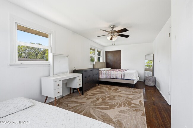 Building Photo - 4 Cheryl Dr