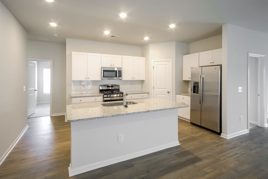 Building Photo - 205 Cypress Tree Lp