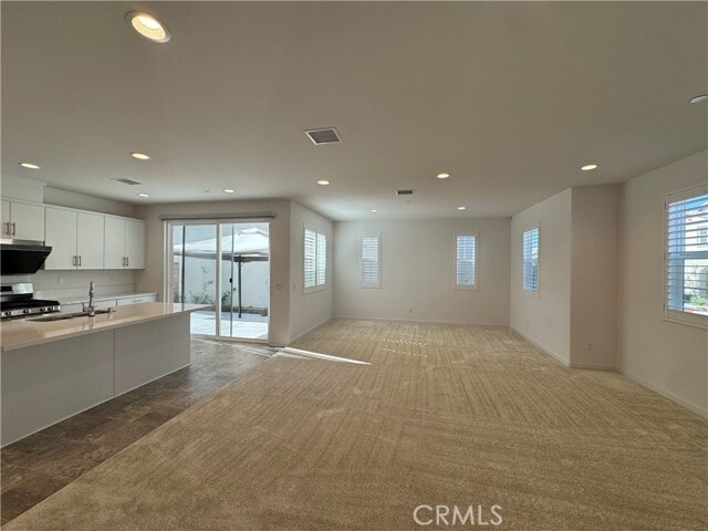 Building Photo - 7018 Aloe Ln