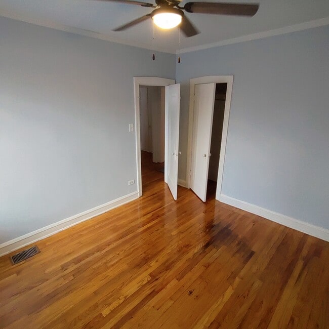 Building Photo - 7255 S Washtenaw Ave.