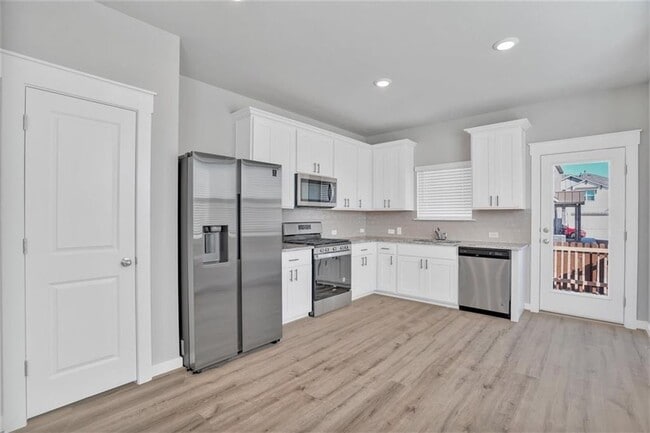 Building Photo - 17205 Mayfly Dr