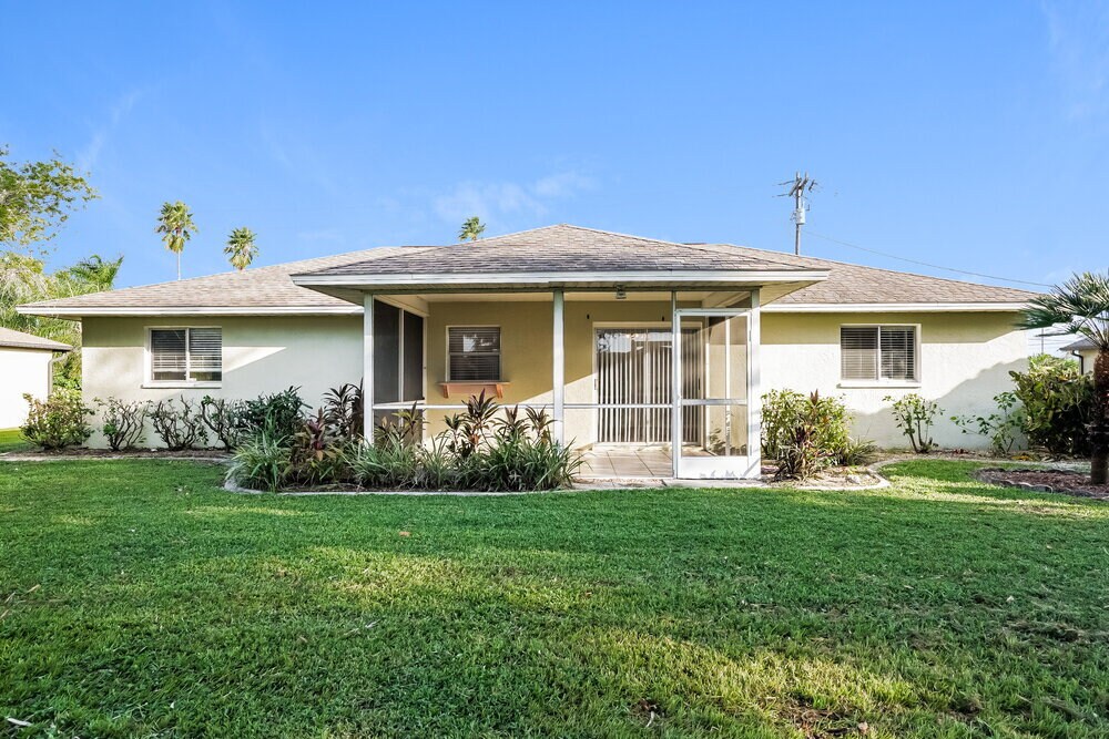 Building Photo - 28 SW 13th St