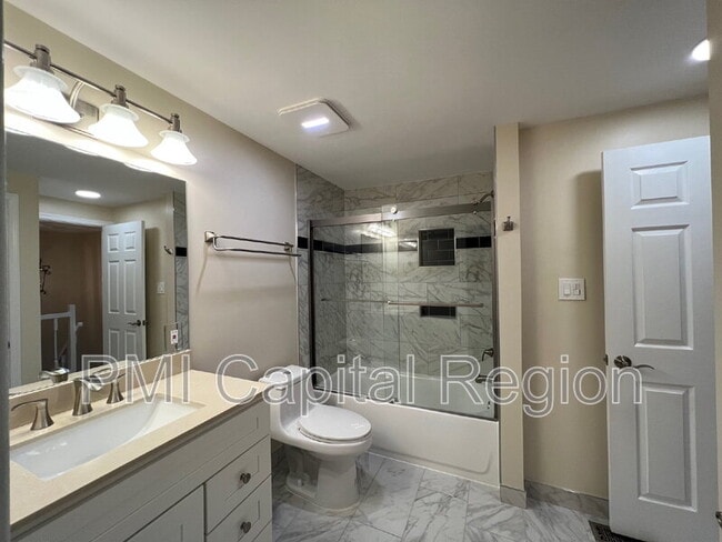 Building Photo - 10201 Millstream Dr