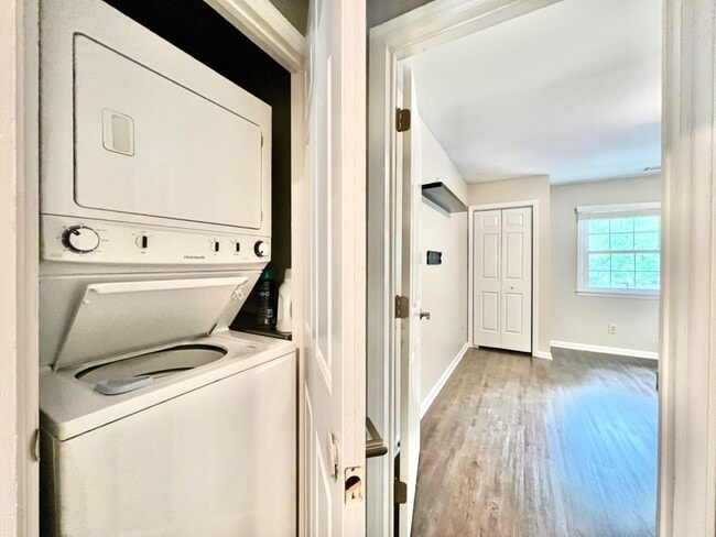 Building Photo - Low cost living