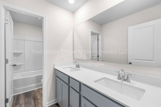 Building Photo - 10132 Chatham Run Ln