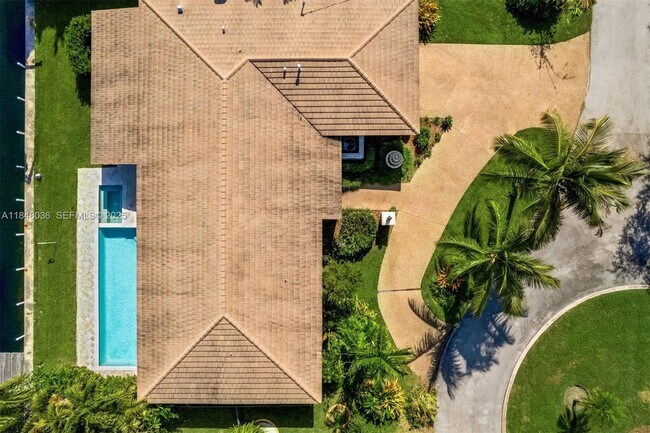 Building Photo - 12511 Ramiro St