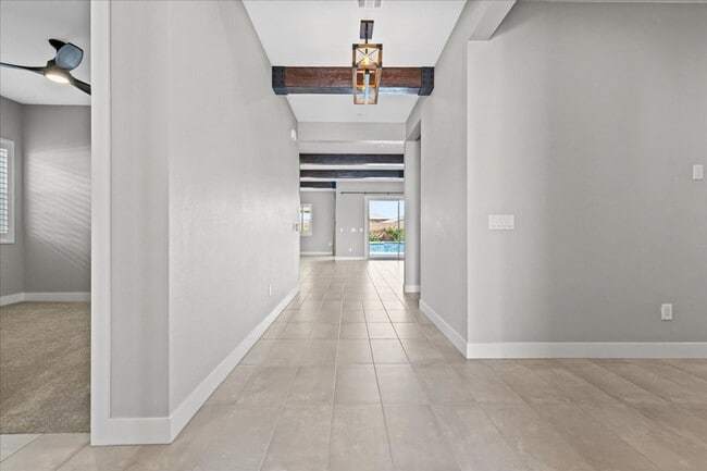 Building Photo - Fabulous Home!