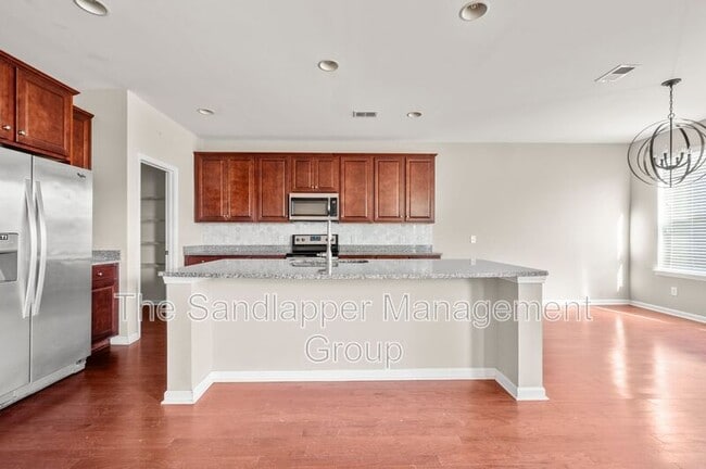 Building Photo - 1305 Wild Goose Trail