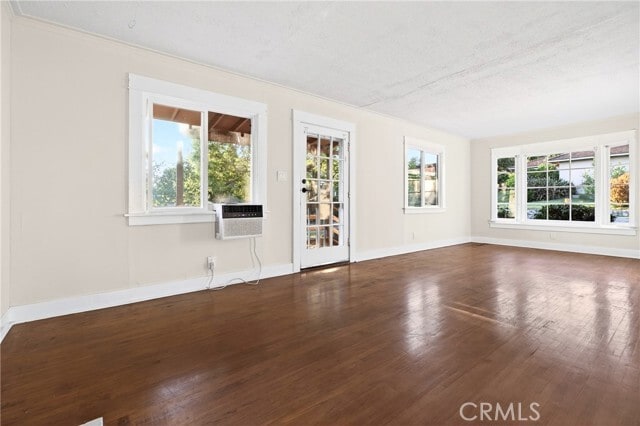 Building Photo - 316 W Kenneth Rd