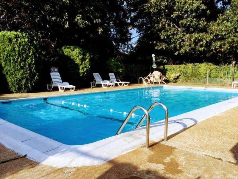 Building Photo - 174 Upper County Rd