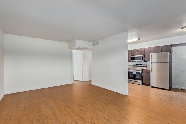 Floorplan - Decco 109 | Tempe Apartments