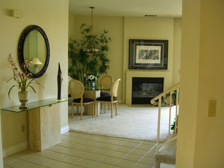 coming in front door - 55456 Firestone