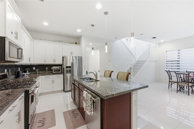 Building Photo - 9220 Meridian Dr N