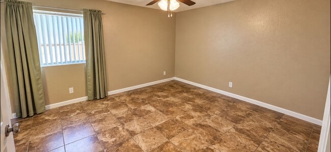 Building Photo - 74242 Pinon Dr
