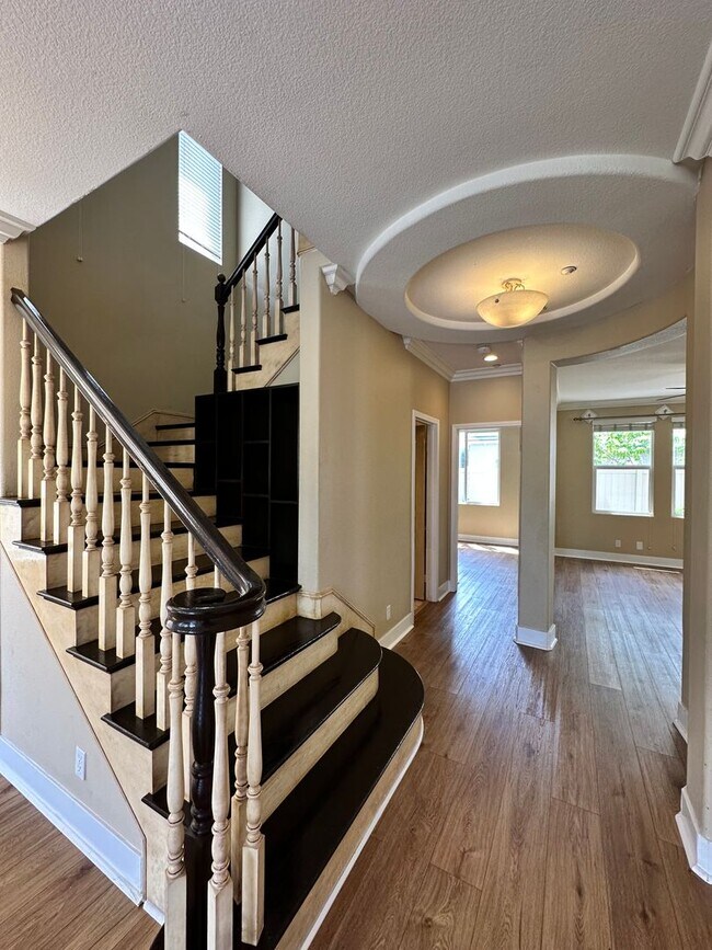 Building Photo - 16791 Wanderly Ln