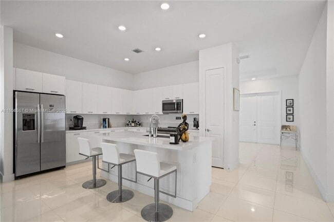 Building Photo - 4407 SW 175th Ave