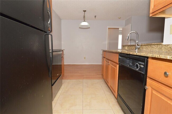 Building Photo - 10263 Gandy Blvd N