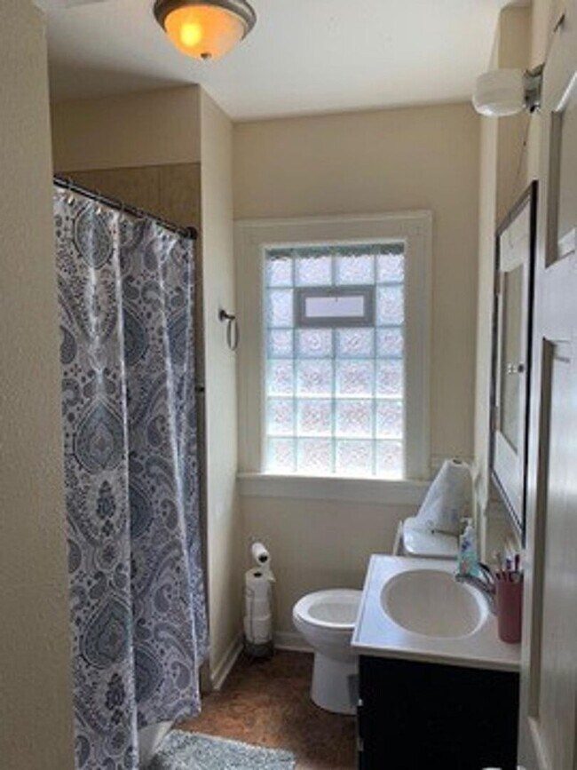 Building Photo - 2661-2663 N 56th St