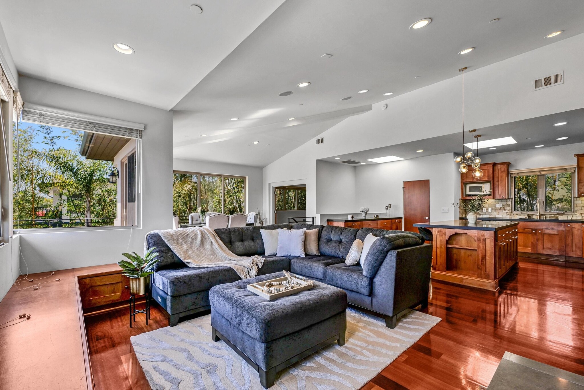 Staged living room area with bench seating/storage - 1542 Manhattan Beach Blvd