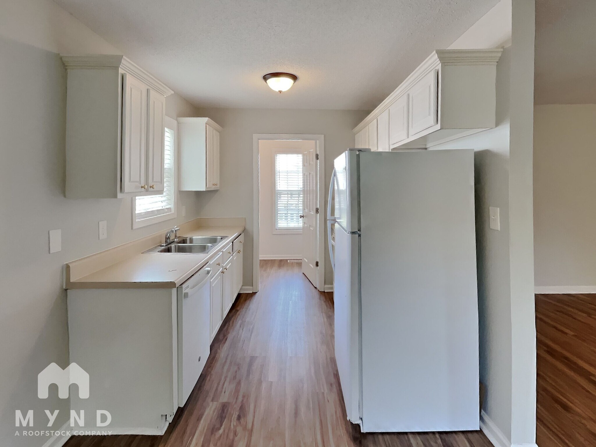 Building Photo - 221 Tavistock Ct
