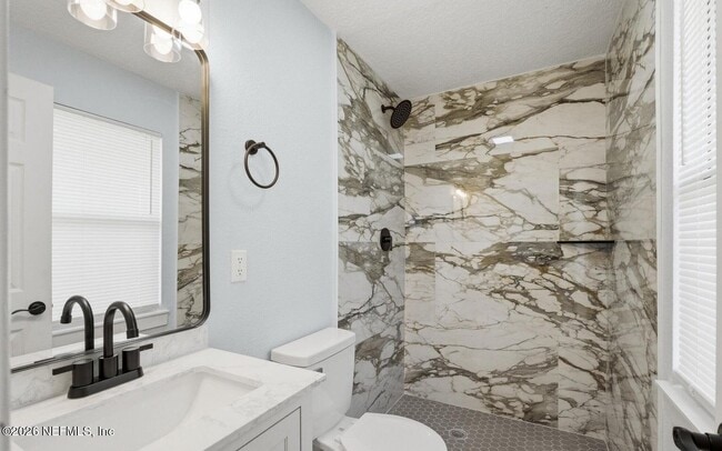 Building Photo - 3608 Fortuna Dr