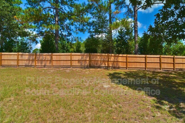 Building Photo - 517 Sparkleberry Ln