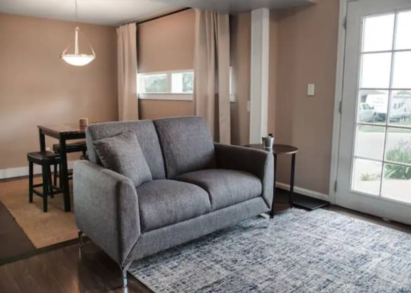 Building Photo - 8239 Cherokee St