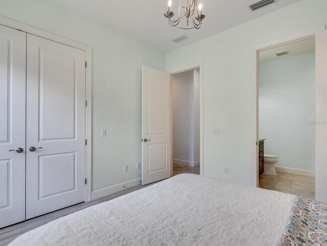 Building Photo - 3929 Waypoint Ave