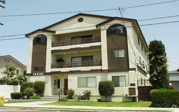 Primary Photo - Casa Lemoli Apartments