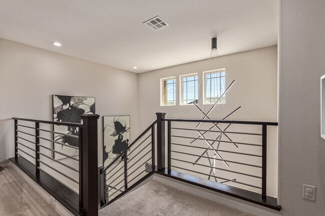 Building Photo - MODERN DESIGNED 4-BED, 3-BATH HOME IN SOUT...