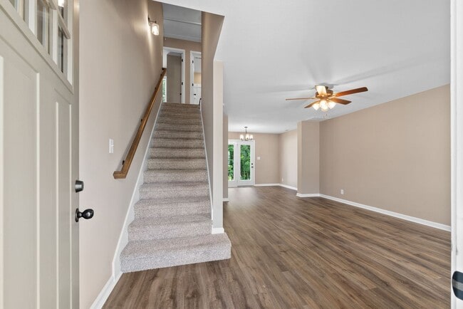 Building Photo - 3 Bedroom Home for Rent!