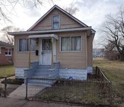 Building Photo - 3464 Pennsylvania St