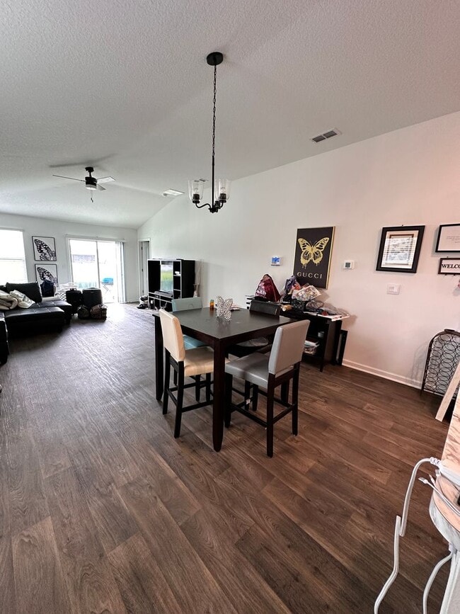 Building Photo - Welcome Home