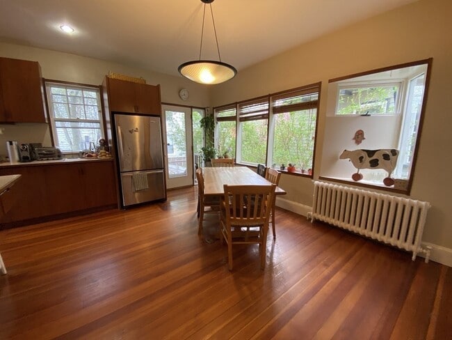 Building Photo - 153 Upland Rd