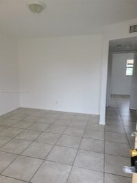 Building Photo - 101 NE 41st St