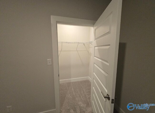 Building Photo - 103 Little Britain St