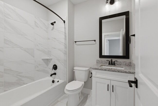 Building Photo - 2151 Creekside Breeze Dr