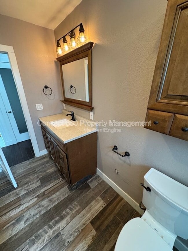 Building Photo - 13646 Verdura Ave