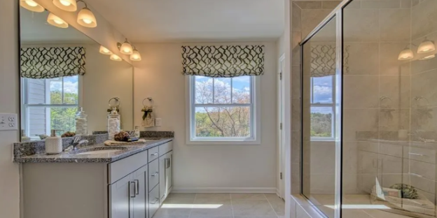 master bath - 608 Santa Clara Dr