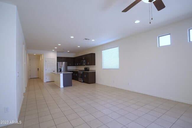 Building Photo - 5719 W Encinas Ln