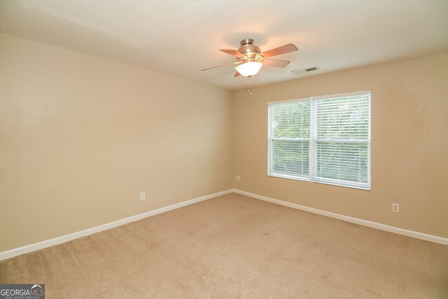 Building Photo - 2390 Bigwood Trail