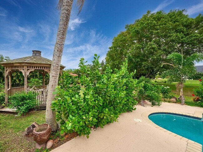 Building Photo - 17567 84th Ct N