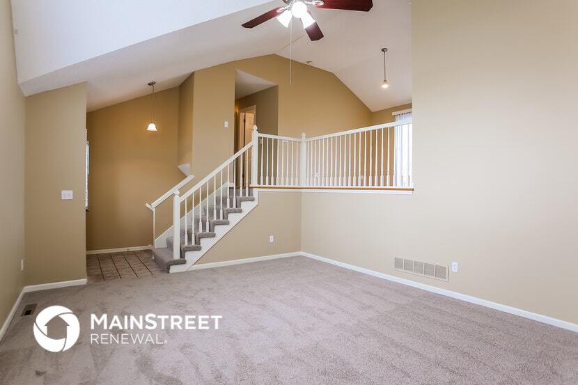 Building Photo - 1221 Rosehill Dr