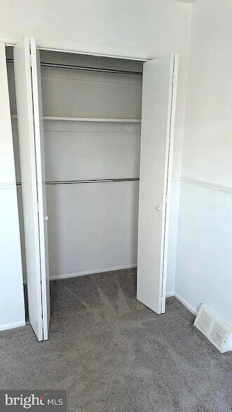 Building Photo - 9771 Hilspach St