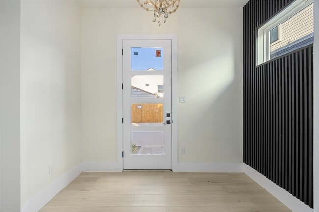 Building Photo - 7125 England St