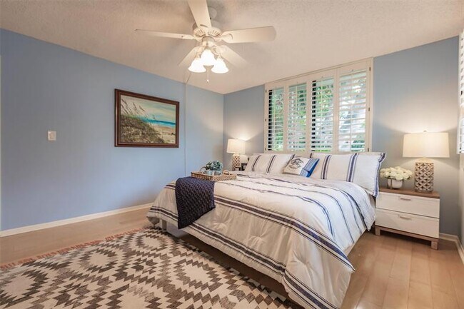 Building Photo - 1665 S Ocean Ln