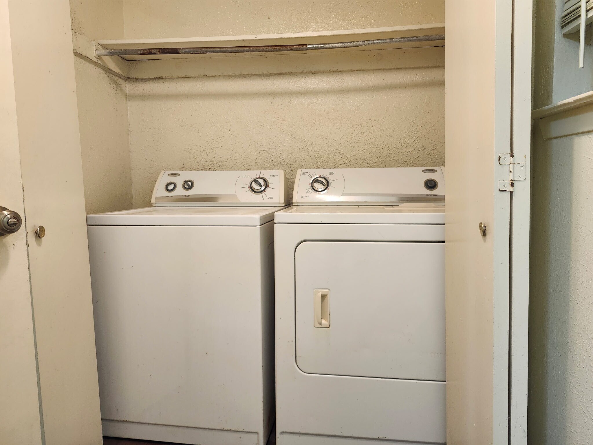 Building Photo - 2507 Stella St