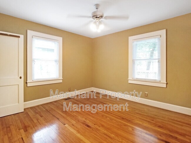 Building Photo - 22 Douglas Dr