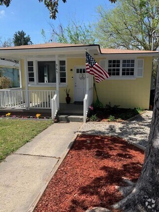 Building Photo - 3 Bedroom 1 Bath House - West Ashley - Cha...