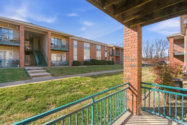 Building Photo - 2835 S Nettleton Ave
